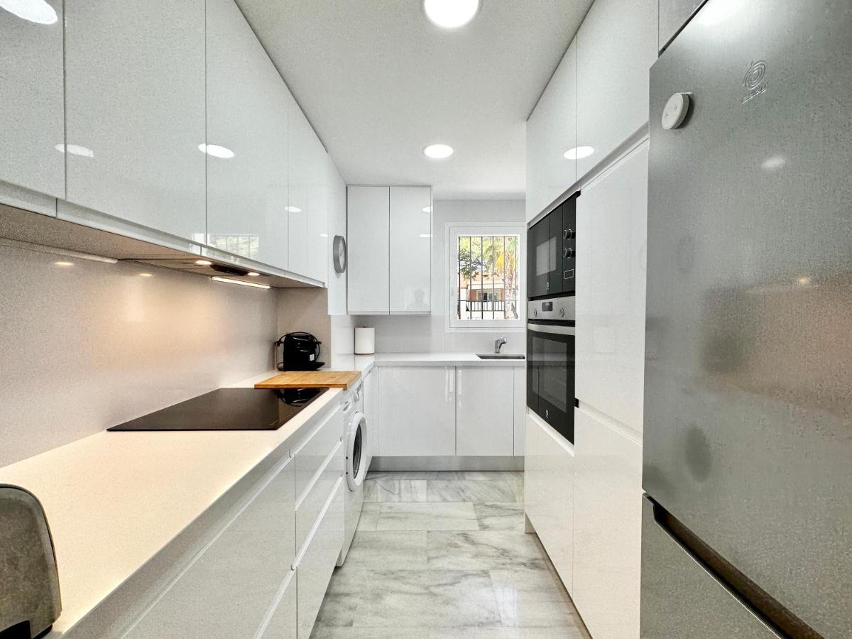 Lunamar Front Line Beach - Eaw Homes Apartment Marbella